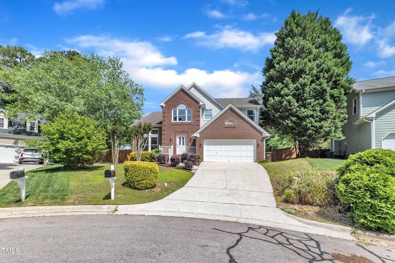 7 Bonham Ct, Durham, NC 27703