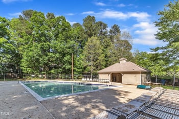 7 Bonham Ct, Durham, NC 27703