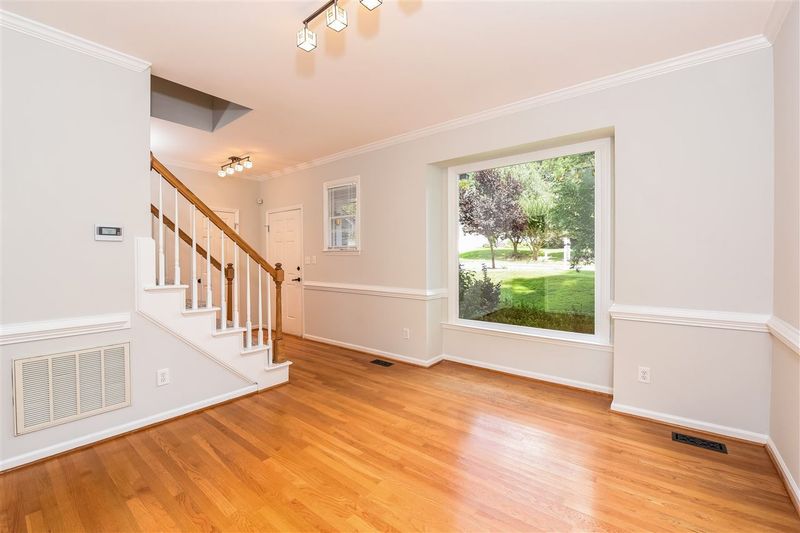 7 Chestnut Bluffs Ln, Durham, NC 27713