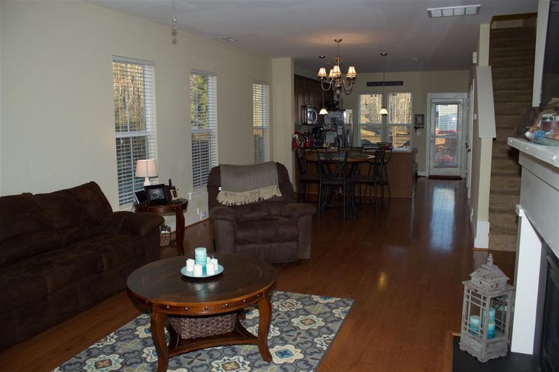 7 Danbury Ct, Pittsboro, NC 27312