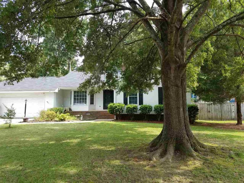 7 Eden Dr, Smithfield, NC 27577