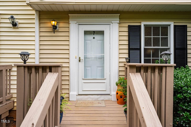7 Georgetown Ct, Durham, NC 27705