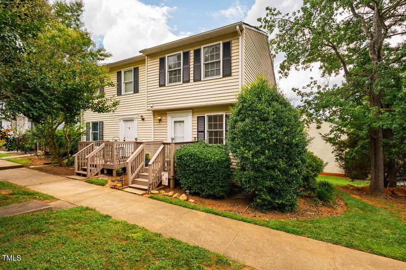 7 Georgetown Ct, Durham, NC 27705
