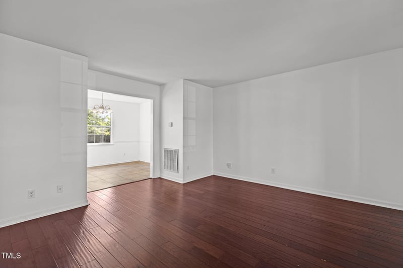 7 Hannah Ct, Durham, NC 27713