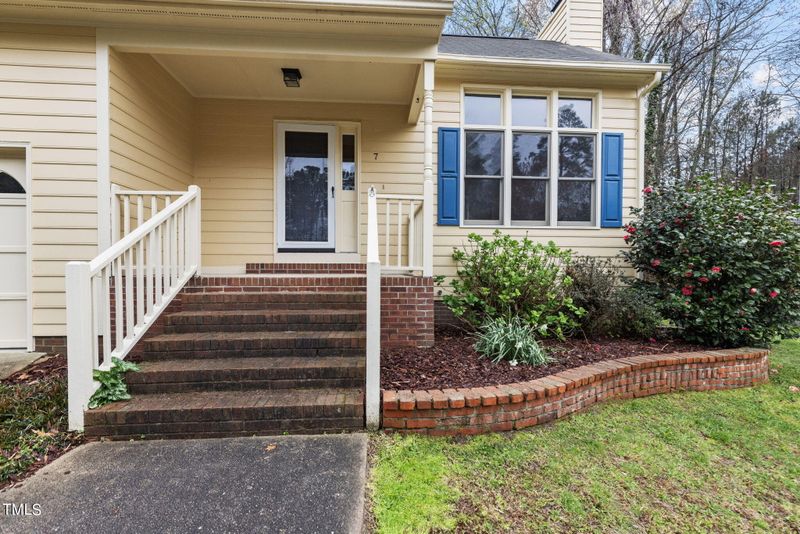 7 Kerr Ct, Durham, NC 27713