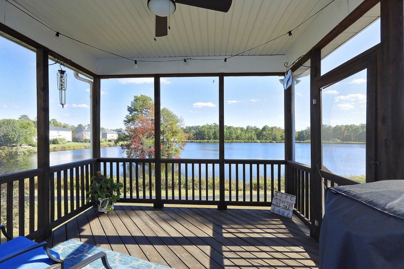 7 Lakehurst Ct, Durham, NC 27713
