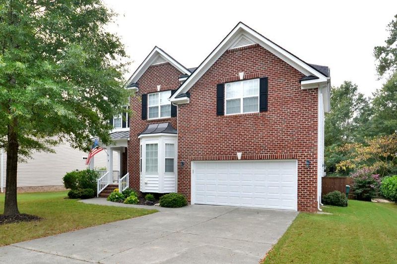 7 Laurel Leaf Ct, Durham, NC 27703