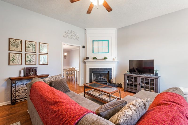 7 Marsh Landing Ct, Durham, NC 27703