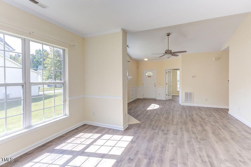 7 Moonstone Ct, Durham, NC 27703