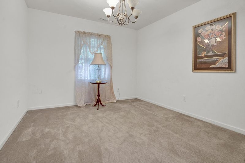 7 Newtown Ct, Durham, NC 27713