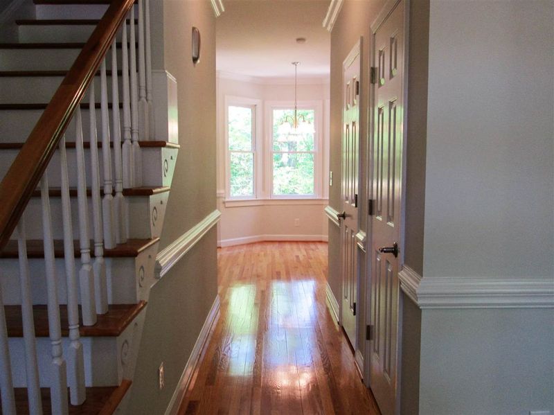 7 Pointe View Ct, Durham, NC 27713