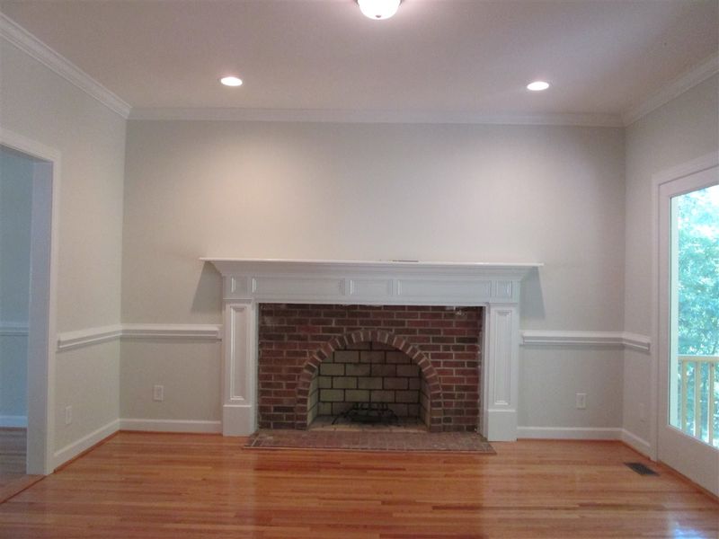 7 Pointe View Ct, Durham, NC 27713