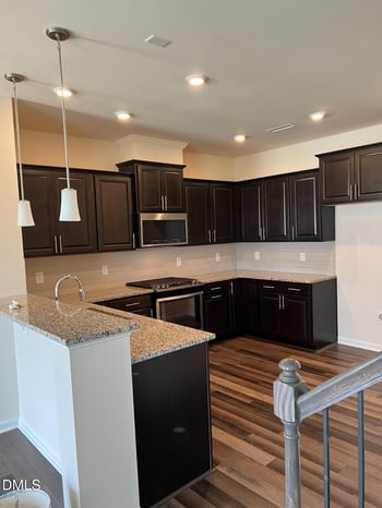 7 Rambler Ln, Durham, NC 27703