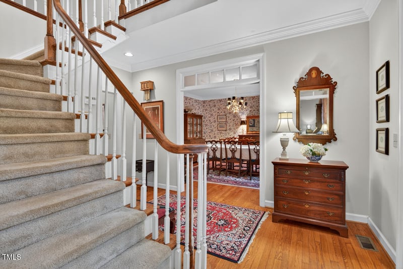 7 Sagamore Pl, Hillsborough, NC 27278
