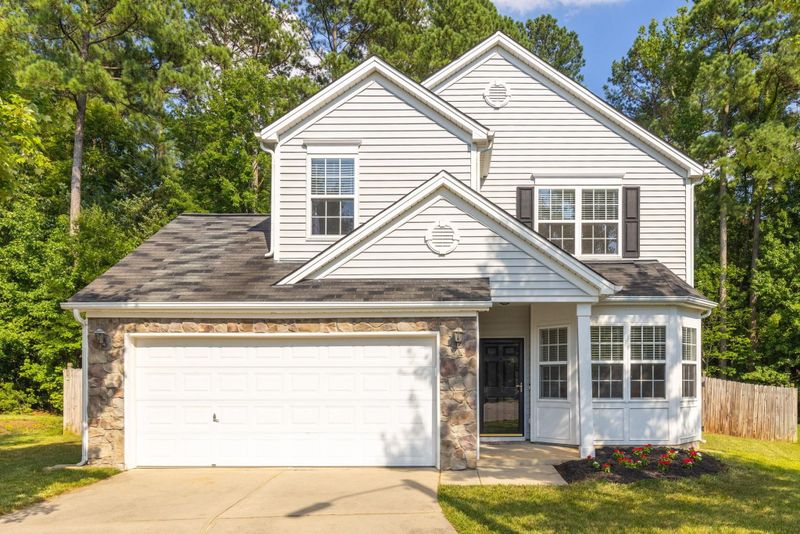 7 Stirrup Ln, Durham, NC 27703