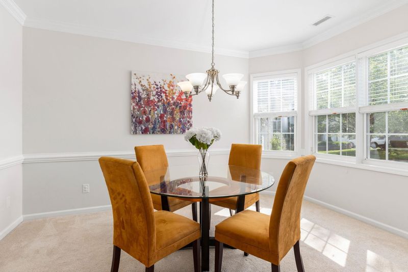 7 Stirrup Ln, Durham, NC 27703