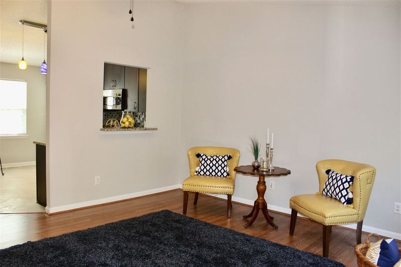 7 Tumlin Ct, Durham, NC 27703