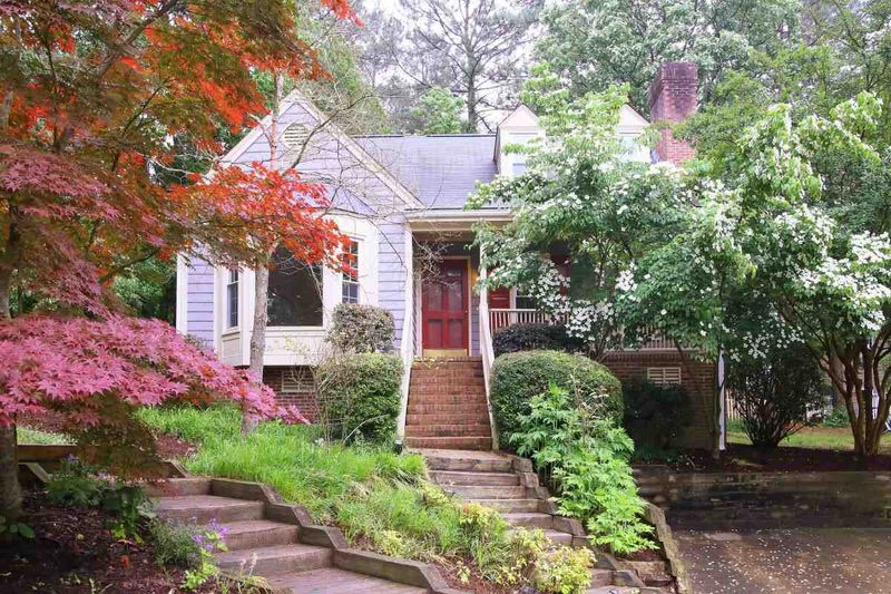 7 Weathergreen Ct, Durham, NC 27713