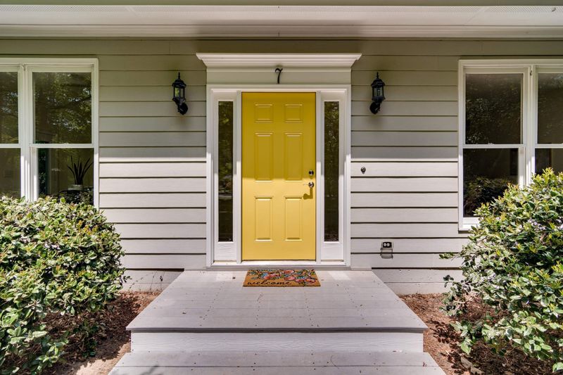 7 White Oak Trl, Chapel Hill, NC 27516