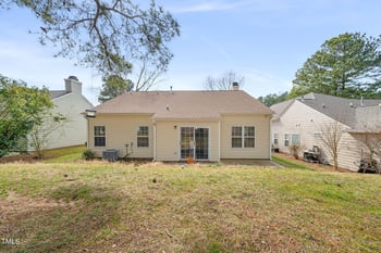 7 Windsor Glen Dr, Durham, NC 27703