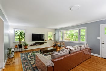 7 Woodward Way, Chapel Hill, NC 27516