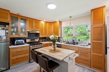 7 Woodward Way, Chapel Hill, NC 27516