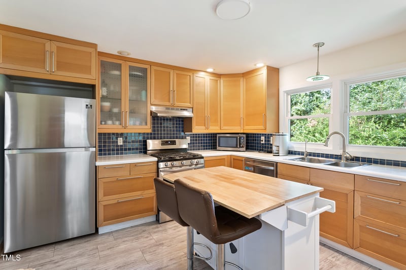 7 Woodward Way, Chapel Hill, NC 27516