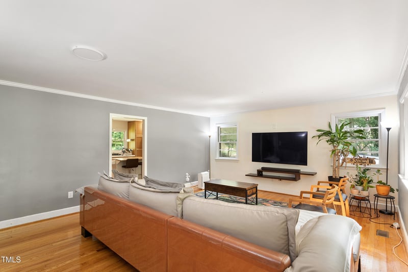 7 Woodward Way, Chapel Hill, NC 27516
