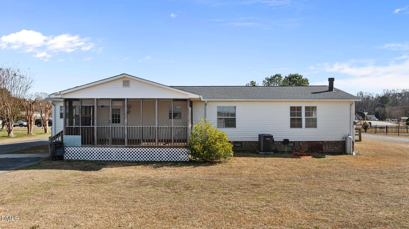 70 Alyssum Dr, Four Oaks, NC 27524