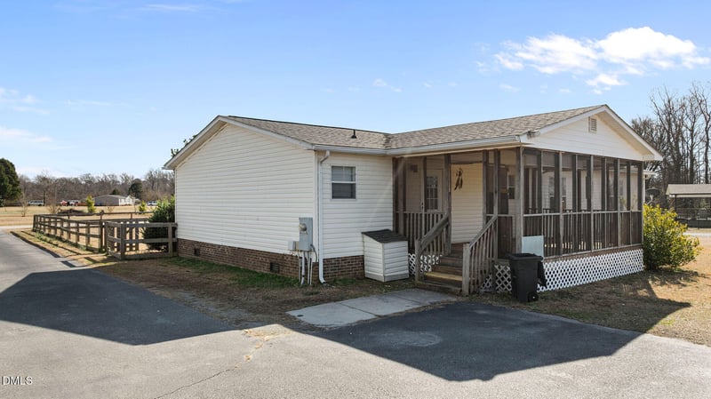 70 Alyssum Dr, Four Oaks, NC 27524