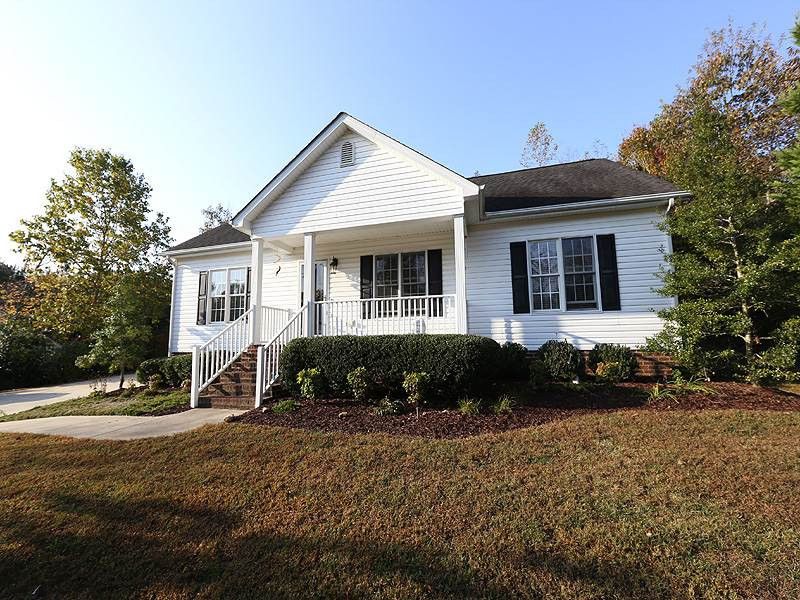 70 Buckingham Dr, Franklinton, NC 27525