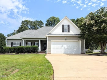 70 Dexterfield Dr, Fuquay Varina, NC 27526