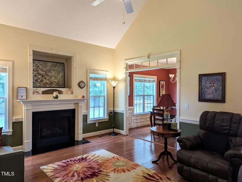 70 Dexterfield Dr, Fuquay Varina, NC 27526