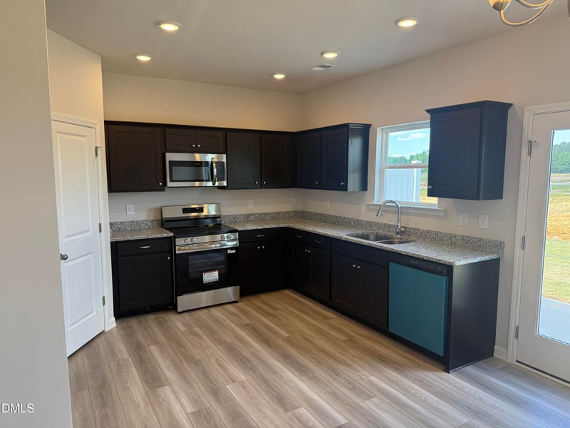 70 Floating Bridge Trl, Lillington, NC 27546