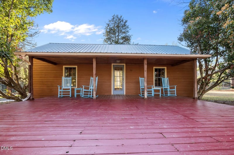 70 Holland Ln, New Hill, NC 27562