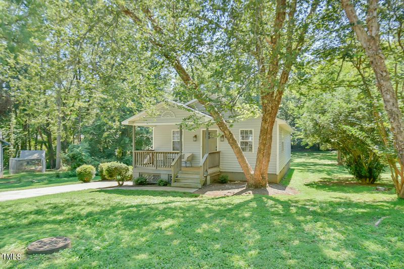 70 Honeysuckle Dr, Pittsboro, NC 27312
