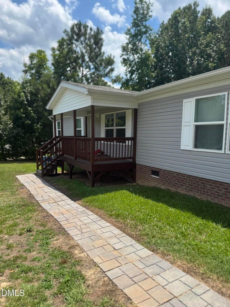 70 Mission Belle Ln, Zebulon, NC 27597