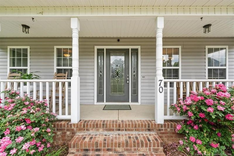 70 Mountainside Ln, Sanford, NC 27332