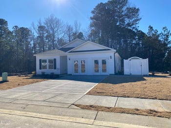 70 Muscovy Dr, Four Oaks, NC 27524