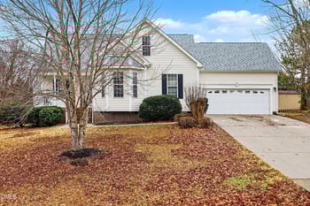 70 Oak Leaf Trl, Youngsville, NC 27596