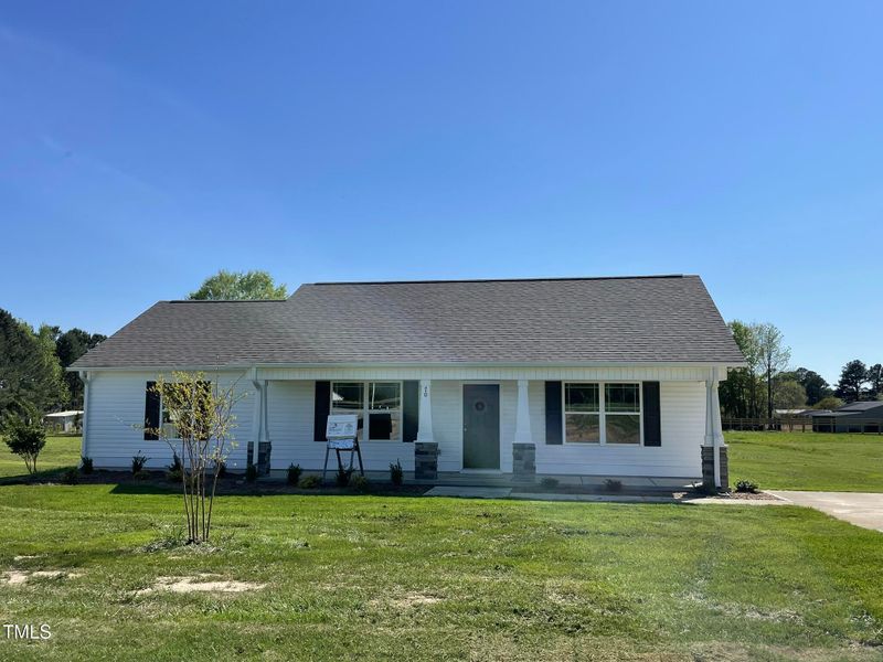 70 Pate Landing Dr, Selma, NC 27576