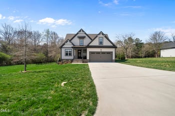 70 Pilot Ridge Rd, Zebulon, NC 27597