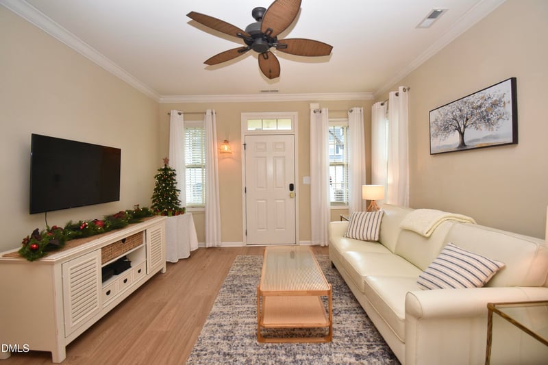 70 Plott Hound Dr, Clayton, NC 27520