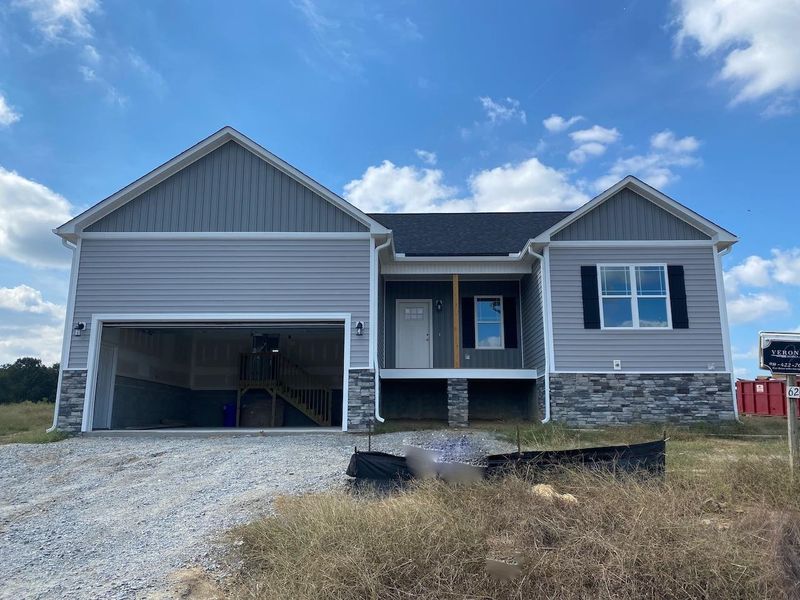70 S Rabbit Run Dr, Smithfield, NC 27577