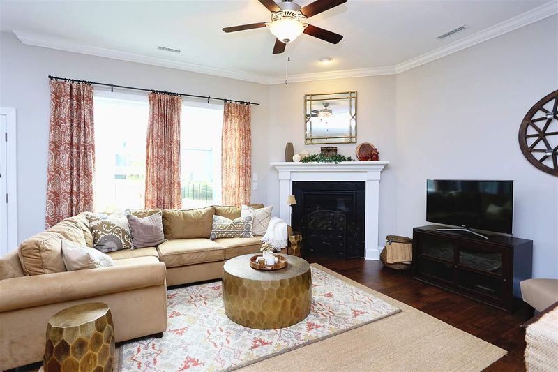70 Salt Cedar Ln, Chapel Hill, NC 27516