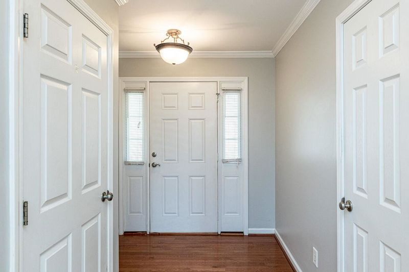 70 Silverthorne Dr, Sanford, NC 27332