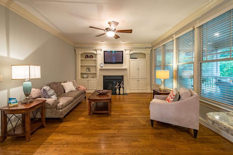 70 Skygrove Dr, Clayton, NC 27527