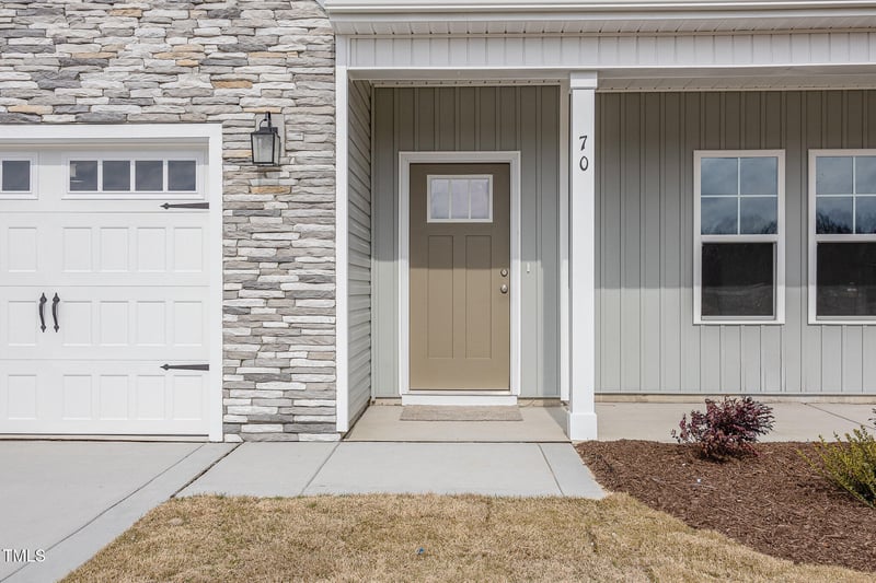 70 Trescott St, Smithfield, NC 27577