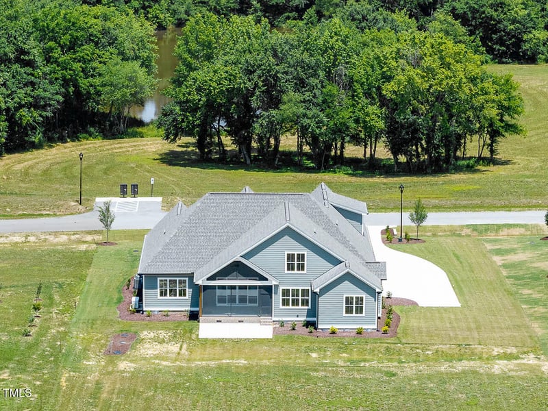 70 Water Willow Ln, Zebulon, NC 27597