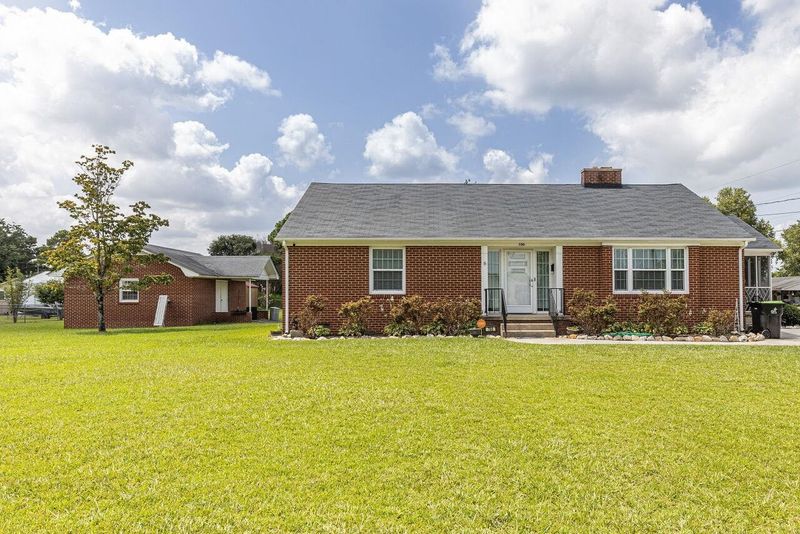 700 S 15th St, Erwin, NC 28339